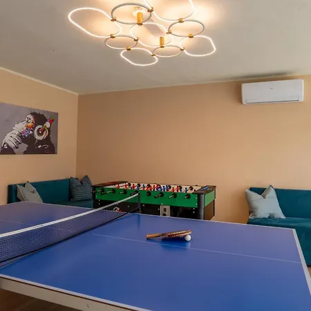 Apartment A Ca Di Trenta-pool-15min Sea-garden-playroom-parking *